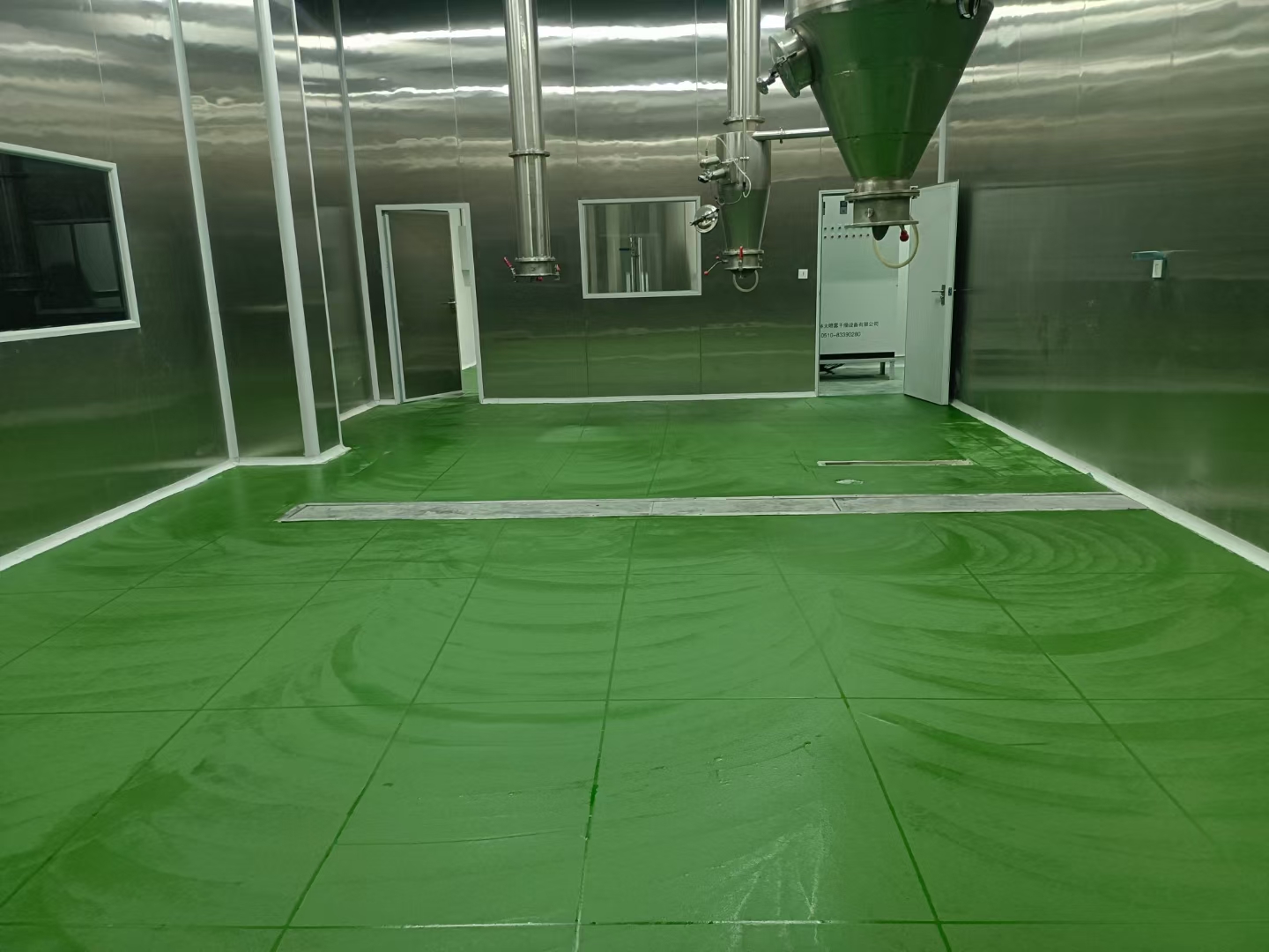 聚氨酯砂浆地坪批刮底漆
